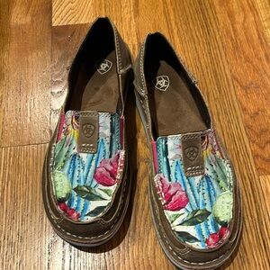 Ariat Floral women slip ons 6.5 FIRM PRICE